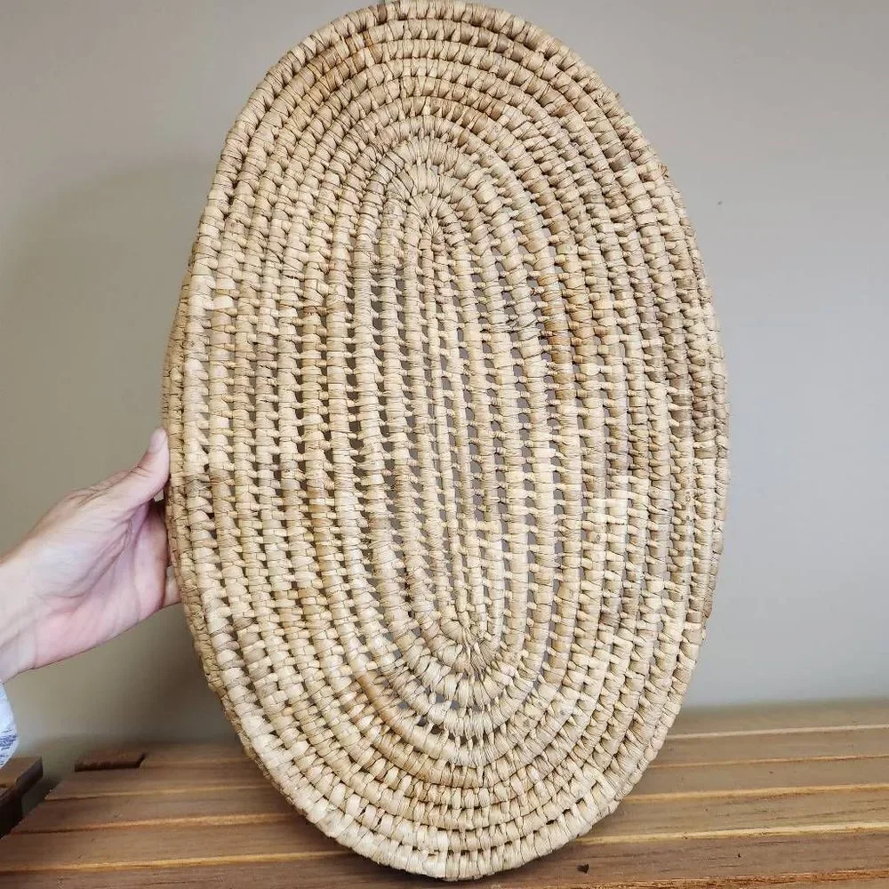 Round oval woven basket home decor light brown kitchen tray